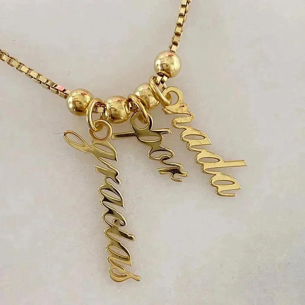 Colar personalizável - Estilo Penduradinho - Até 3 Nomes - Banho em ou 18k