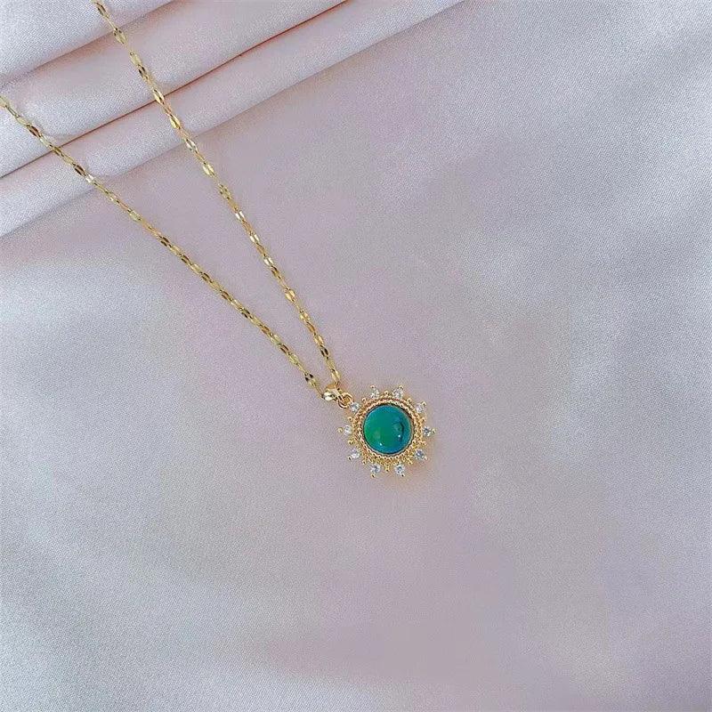 Colar pedra do humor - Sol da manhã - Banhado a ouro 18k